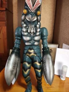 大迫力 BANDAI ジャイアントスケール バルタン星人 フィギュア 特大 