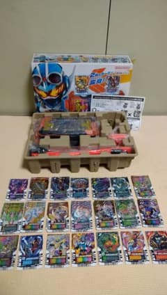 仮面ライダーガッチャード ドライバー 変身ベルト カード付きのサムネイル