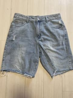 ダメージ加工 デニムショートパンツ カットオフのサムネイル