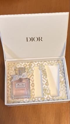 Christian Dior Miss Dior 香水のサムネイル