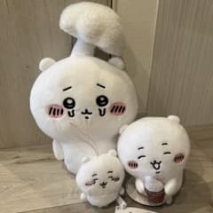 【メルカリ市限定価格】ちいかわ ぬいぐるみ3点セットのサムネイル