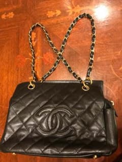 シャネル (Chanel)  キャビアスキン トートのサムネイル