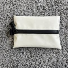 TOFTPOUCH (タフトポーチ) 防水asobozeポーチ 小物  白色のサムネイル