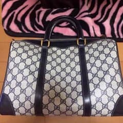 早い者勝ちGucciバックのサムネイル