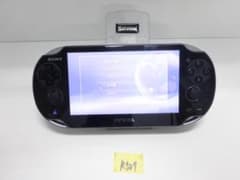 SONY PlayStation Vita PCH-1000 本体 R507のサムネイル