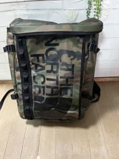 W*r様 THE NORTH FACE ヒューズボックス カモフラージュ リュッのサムネイル