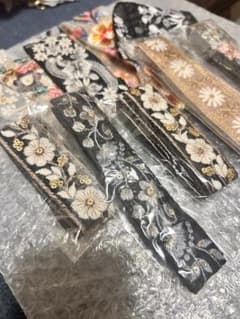 950円から値引き！インド刺繍リボン まとめ売り 手芸 ハンドメイドのサムネイル