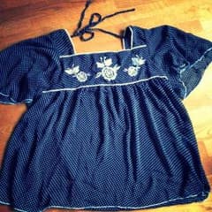 花刺繍トップスのサムネイル
