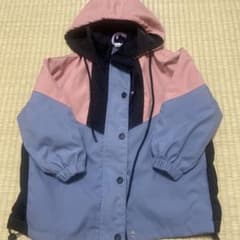 マウンテンパーカー　キッズ　上着　アウターのサムネイル