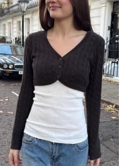 brandy melville クロップドカーディガンのサムネイル