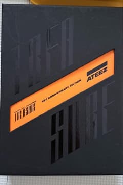 ATEEZ CDのサムネイル