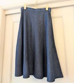 美品 GU デニムフレアスカートのサムネイル