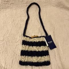 BEAMS HEART ニットショルダーバッグ　ボーダー　ネイビー✖️ベージュのサムネイル