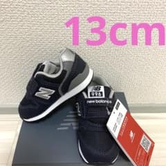 新品未使用 ニューバランス 13cm ネイビーのサムネイル