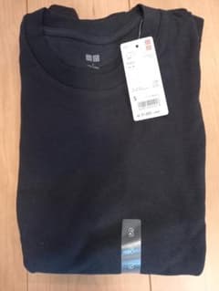 新品：UNIQLO ブラック クルーネックTシャツ Sのサムネイル