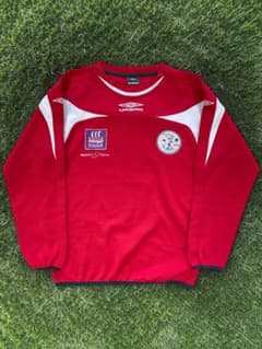 【R149】UMBRO NEVERDAL UIL 長袖 サッカーシャツ 赤のサムネイル