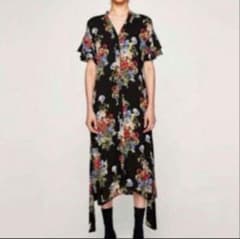 さ*ん様 ZARA 花柄 半袖シャツワンピース