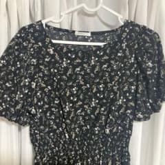 COLZA 花柄 ミニワンピース ブラック パフスリーブのサムネイル