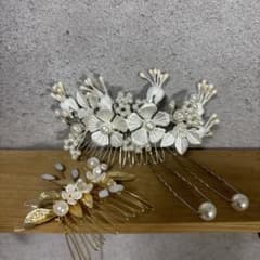 【お値下げ中】ヘッドドレス ヘアアクセサリー3点セットのサムネイル