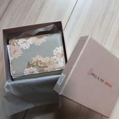 ポールアンドジョー シスター　三つ折り財布　グレーのサムネイル