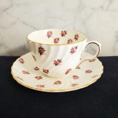 Aynsley エインズレイ 英国製 小花柄C&S ボーンチャイナ - メルカリ
