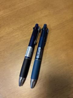 新品＊ジェットストリーム＊多機能ペン4＆1＊極細0.5mm＊ 2本セットのサムネイル