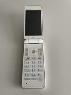 【極美品】GRATINA 4G KYF37 auガラケー白　京セラ GRATINA 4G KYF37 auガラケー白 京セラ - メルカリ