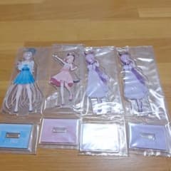 ブルーアーカイブ アクリルスタンドのサムネイル