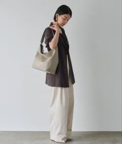 russet ラシット レザーワンハンドルショルダーバッグ グレージュ 