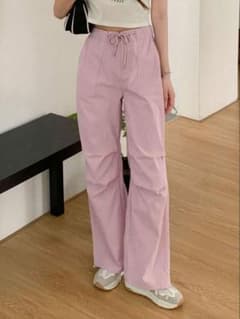 SHEIN DAZY カーゴパンツ ピンクのサムネイル