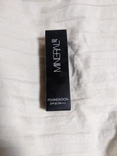 ミネラルエアーファンデーション15ml ライトベージュのサムネイル