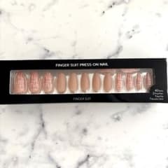FINGER SUIT ネイルチップ　[新品未使用]のサムネイル