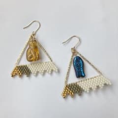 【チェコビーズ】猫とお魚のピアスのサムネイル