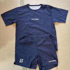 ルースイソンブラ　上下セット　Mサイズのサムネイル