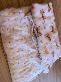 モスリンコットン おくるみ 2枚セット スター・タイガー柄のサムネイル