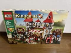 LEGO Kingdoms 10223 馬上試合大会1575ピース - メルカリ