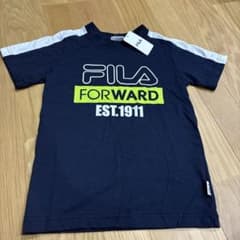 新品　FILA ネイビー Tシャツ 130cmのサムネイル