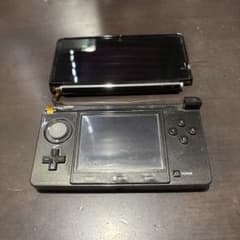 ジャンク品 上下破断 Nintendo 3DS 本体 ブラックのサムネイル