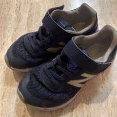 ニューバランスNB 19センチ室内履き