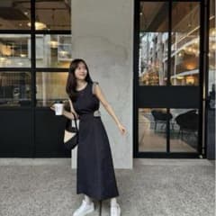 vallan Side Open Flap Stitch Dressのサムネイル