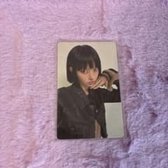 ILLITユナのサムネイル