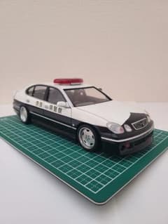 アオシマ トヨタ アリスト 奈良県警 パトカー 完成品 プラモデル 1/24のサムネイル