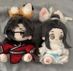 天官賜福　おすわり着せ替えぬいぐるみ　謝憐　花城 天官賜福 おすわりぬいぐるみ 2種セット 謝憐 花城 - メルカリ