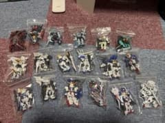 ガンダム MOBILE SUIT ENSEMBLE まとめ売り76体＋α＋おまけ ガンダム MOBILE SUIT ENSEMBLE まとめ売り76体＋α＋おまけ - メルカリ