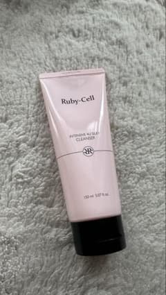 ☆未使用☆Rubycellシルキークレンザー(洗顔)のサムネイル