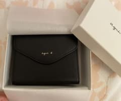 agnes b 財布のサムネイル