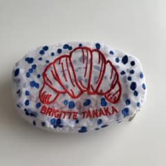 ブリジットタナカ クロワッサンポーチのサムネイル