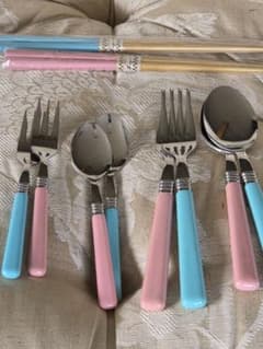 パステルカラー カトラリーセット& 箸付き(未使用品)今月26日ごろまでのサムネイル