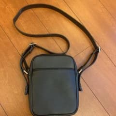 HARE サコッシュ　レザーバッグのサムネイル