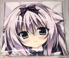 LOOPTHELOOP! へるるん 垂れ耳にゃんこ 抱き枕カバー C90 - メルカリ